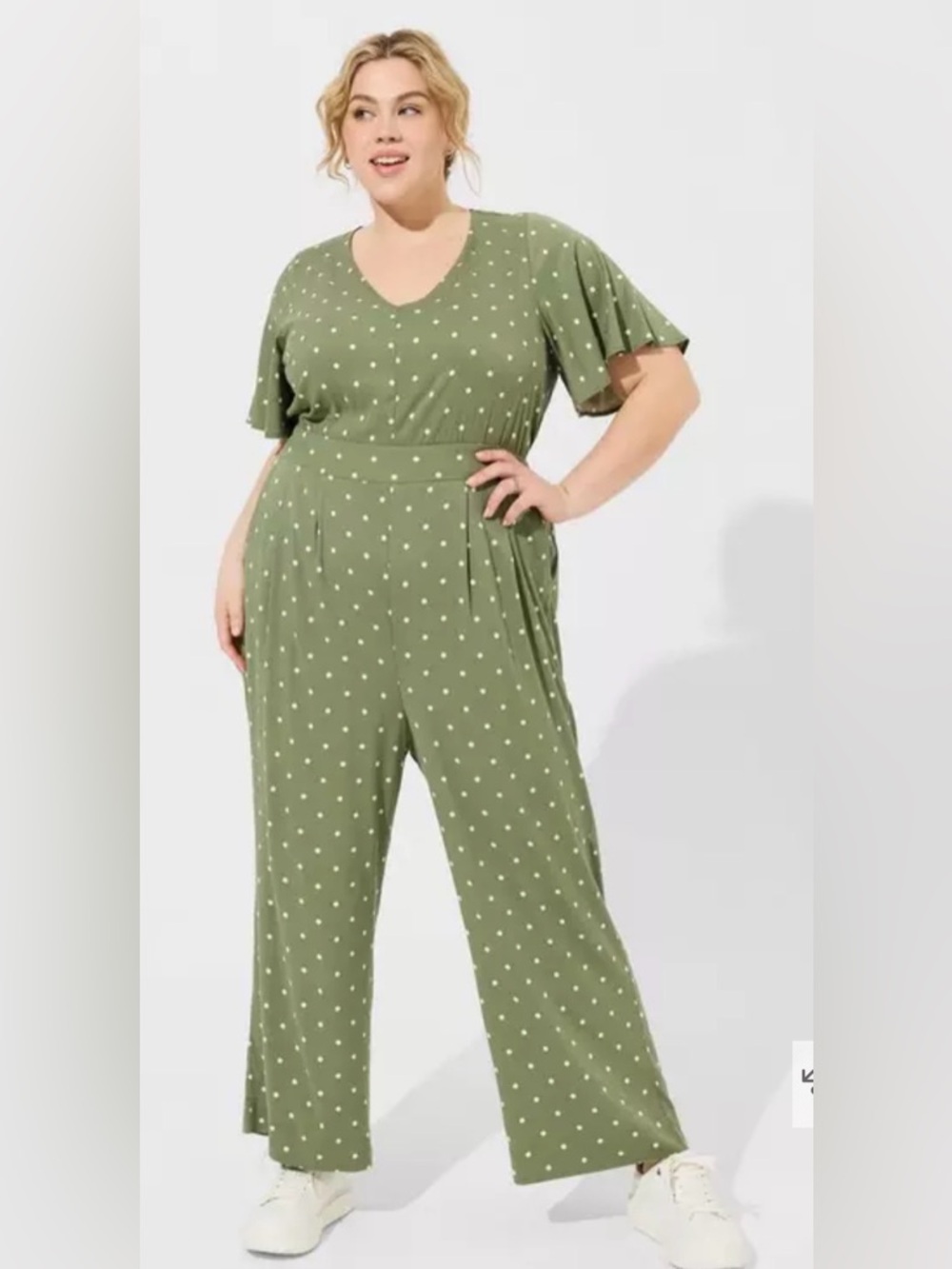 Torrid stretch challis flutter sleeve jumpsuit size 1x green polka dot
